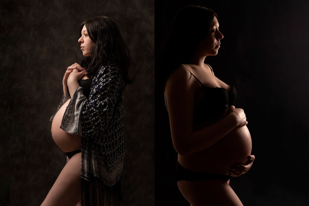 une future maman pose en studio pour une seance de grossesse sur fond fonce